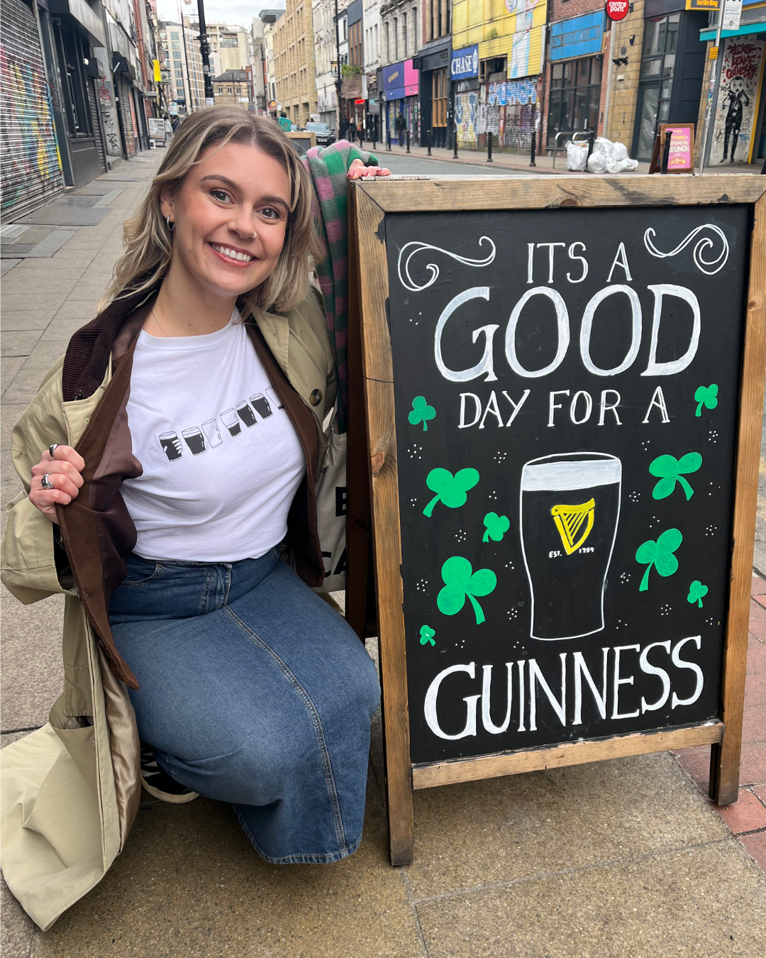 ROW OF PINTS GUINNESS T SHIRT