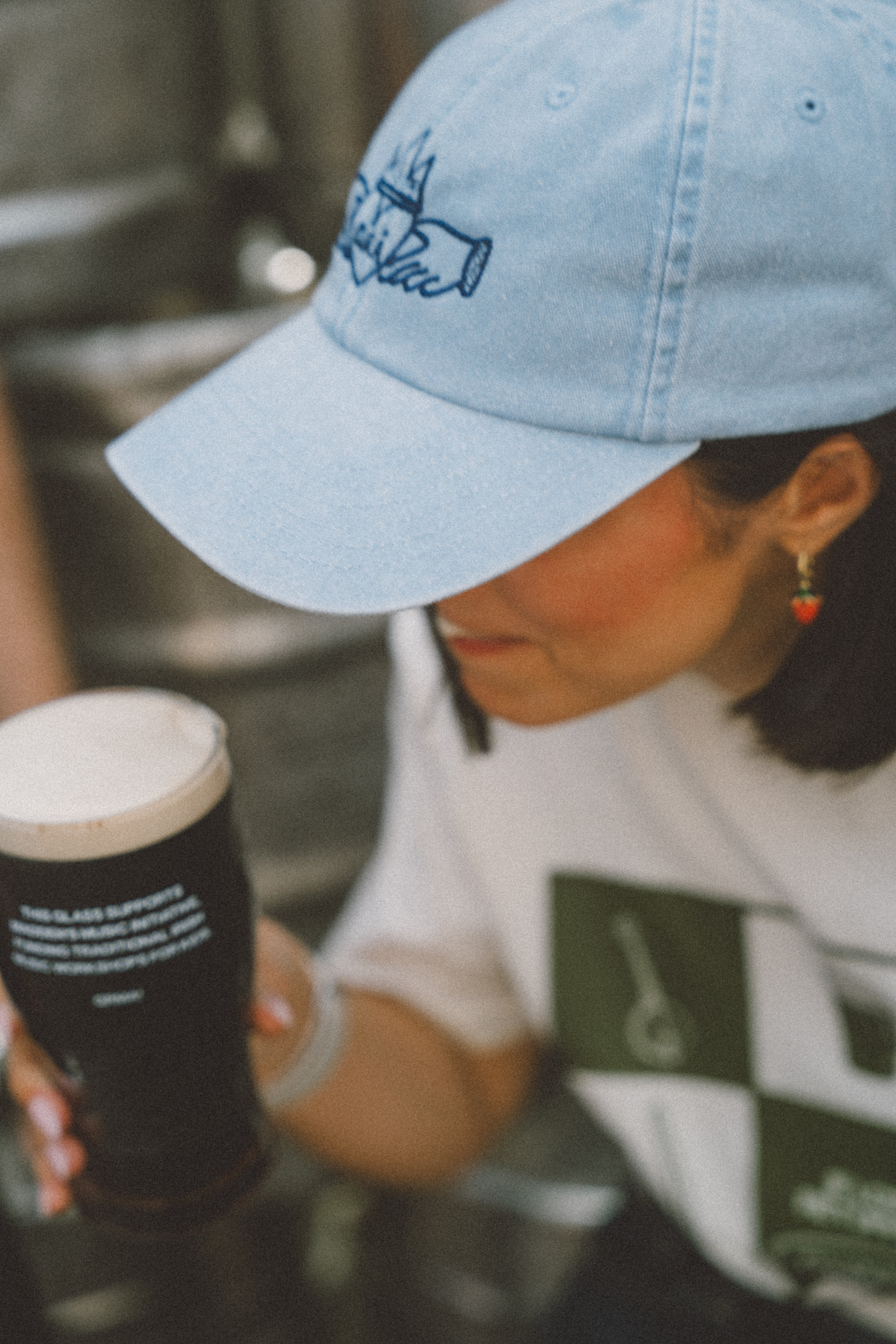 Maddens x Bronaghraff Claddagh Grá Cap
