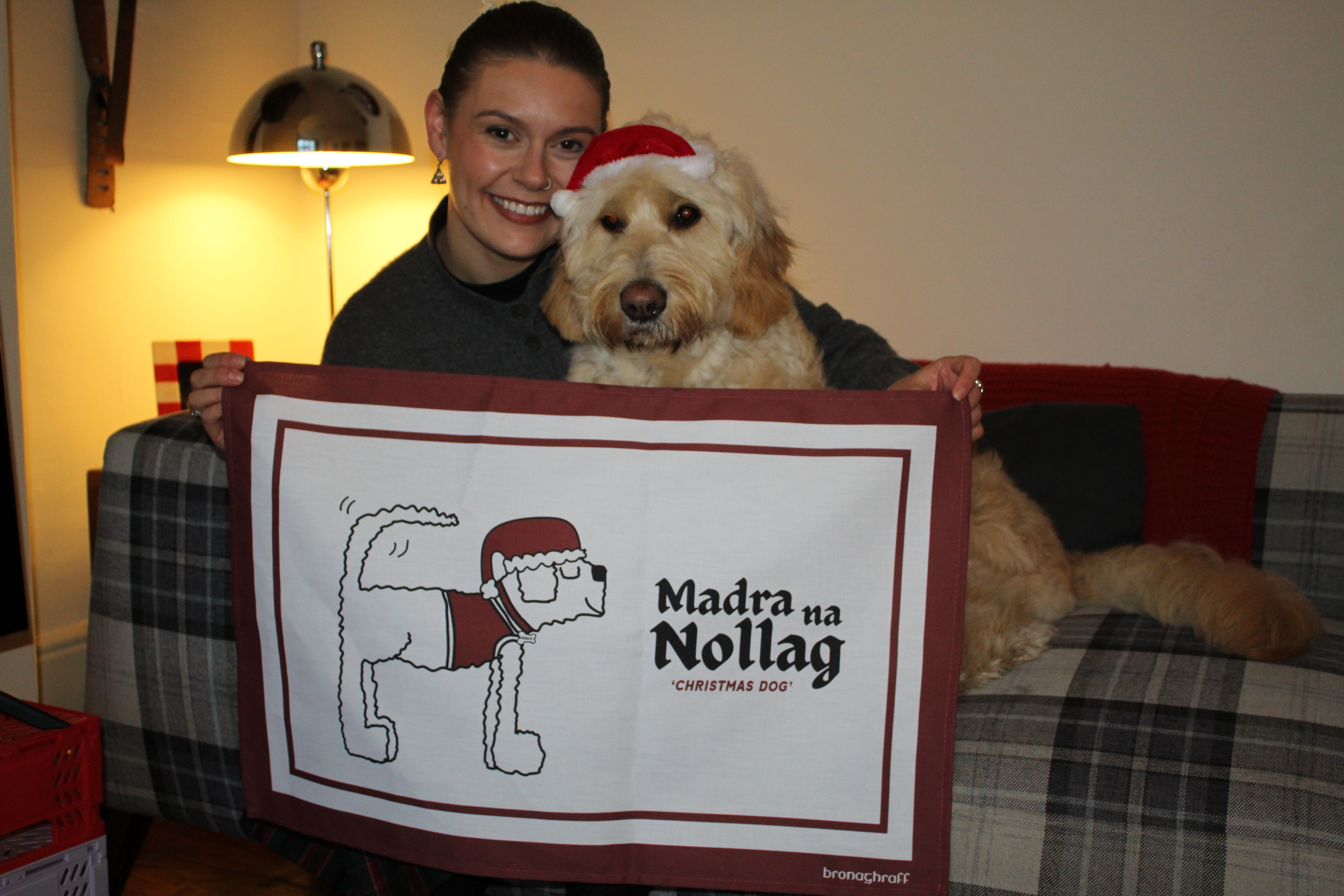 Madra na Nollag Christmas Dog - Irish Christmas Tea Towel