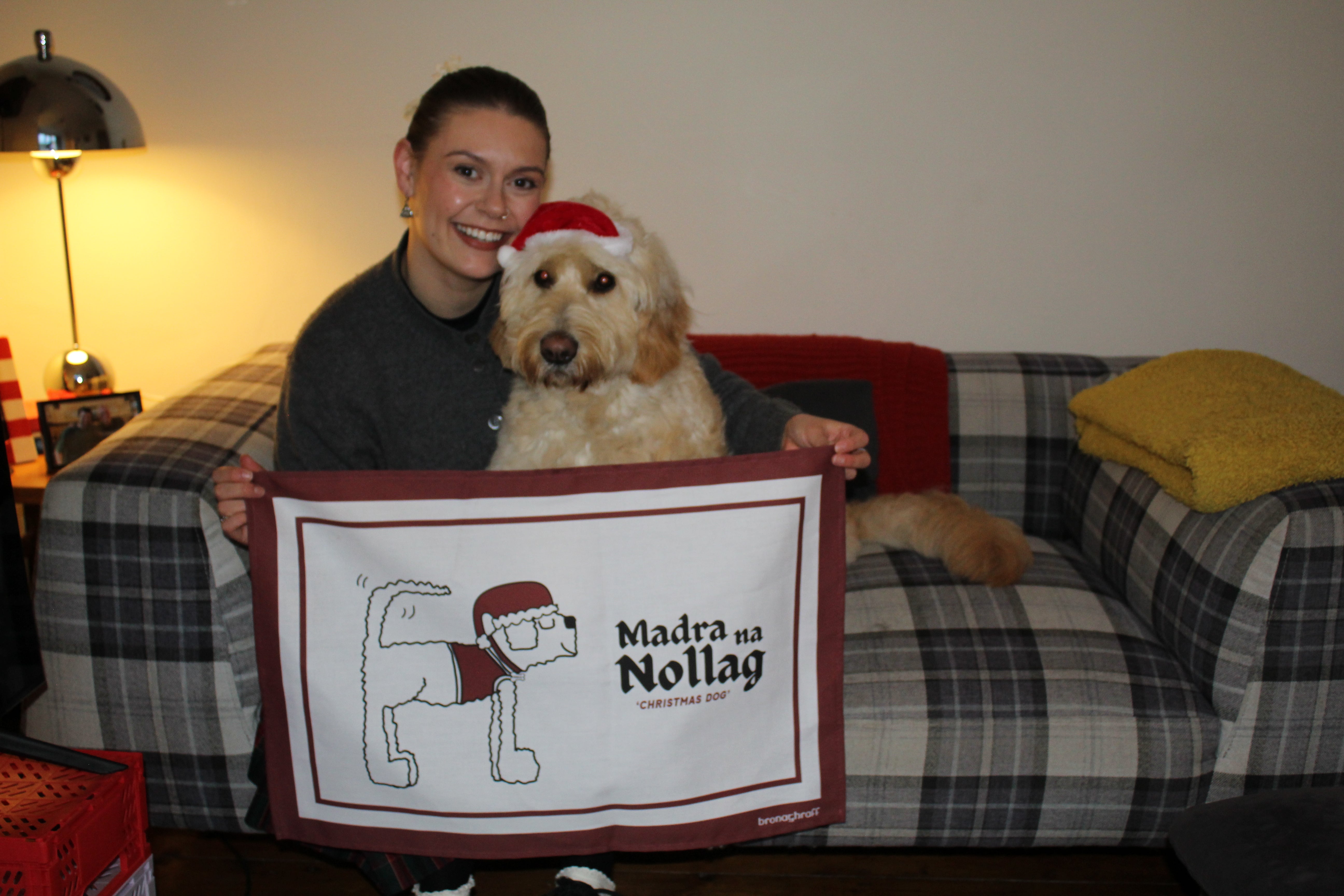 Madra na Nollag Christmas Dog - Irish Christmas Tea Towel