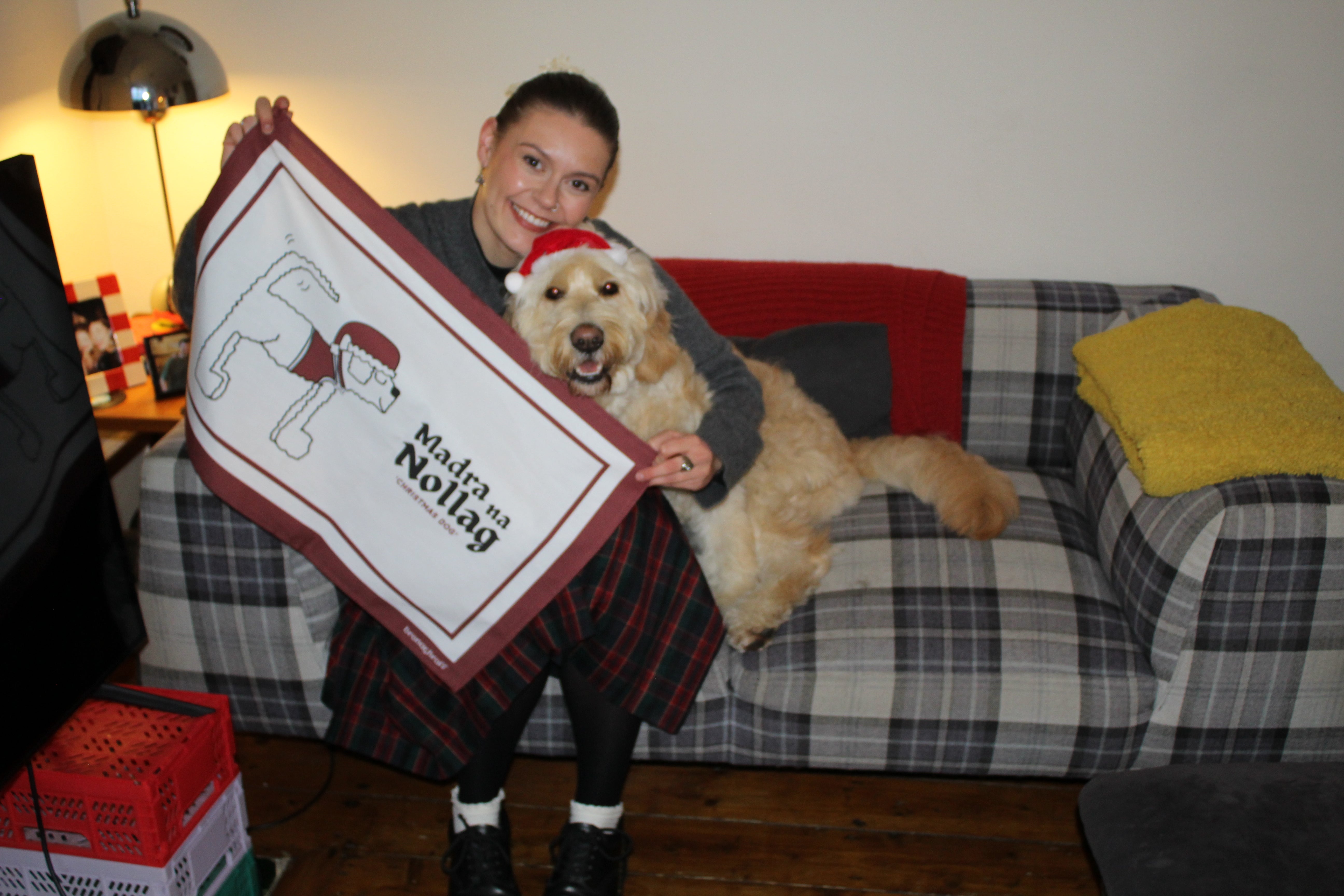 Madra na Nollag Christmas Dog - Irish Christmas Tea Towel