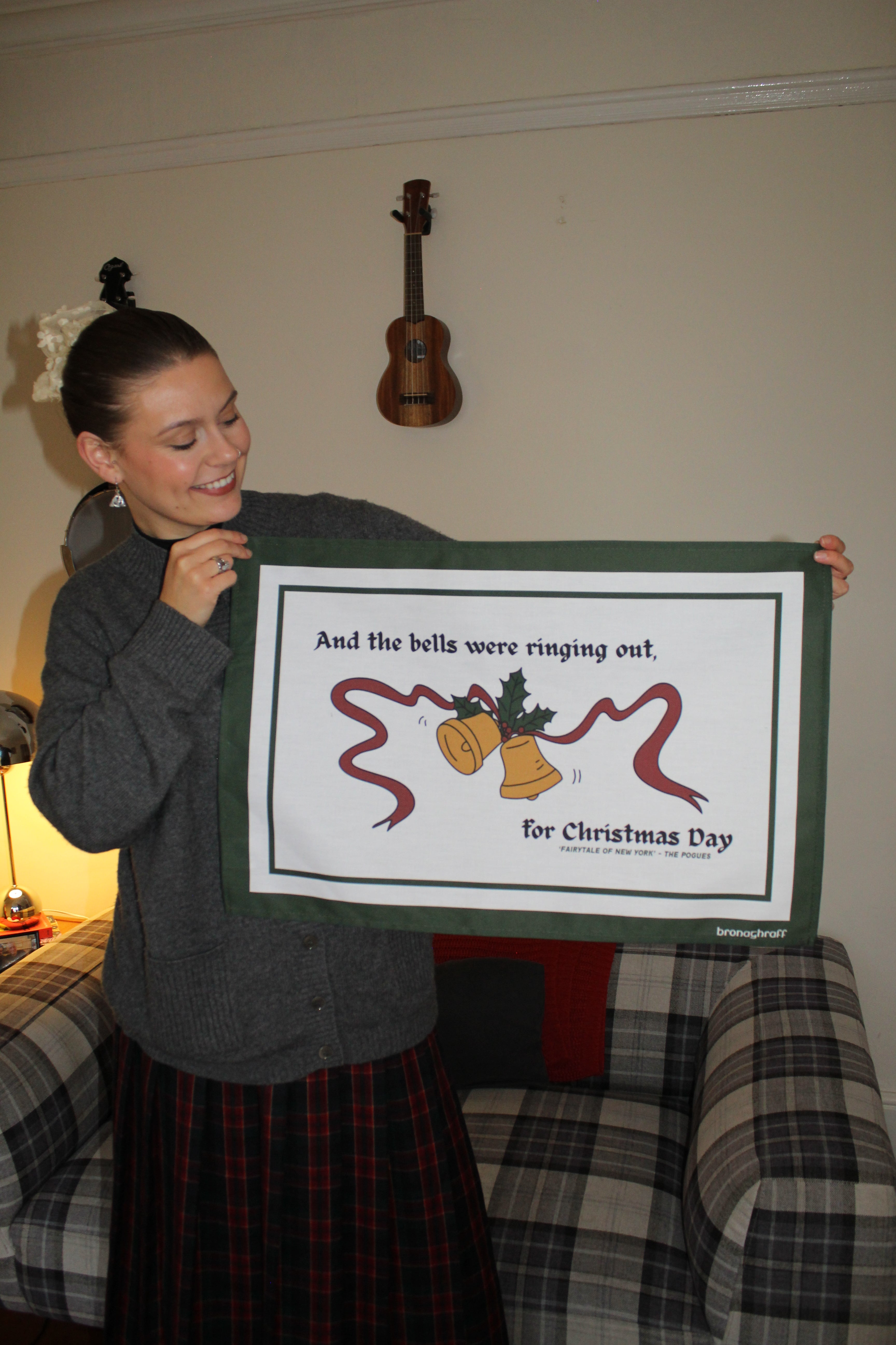 "And the Bells Were Ringing Out for Christmas Day" Irish Music Tea Towel