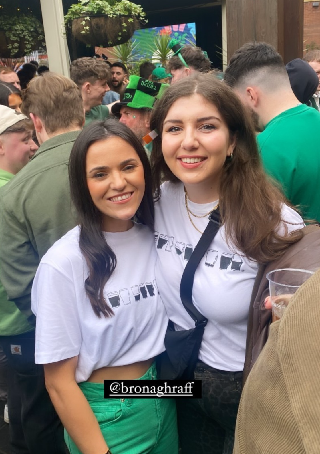 ROW OF PINTS GUINNESS T SHIRT