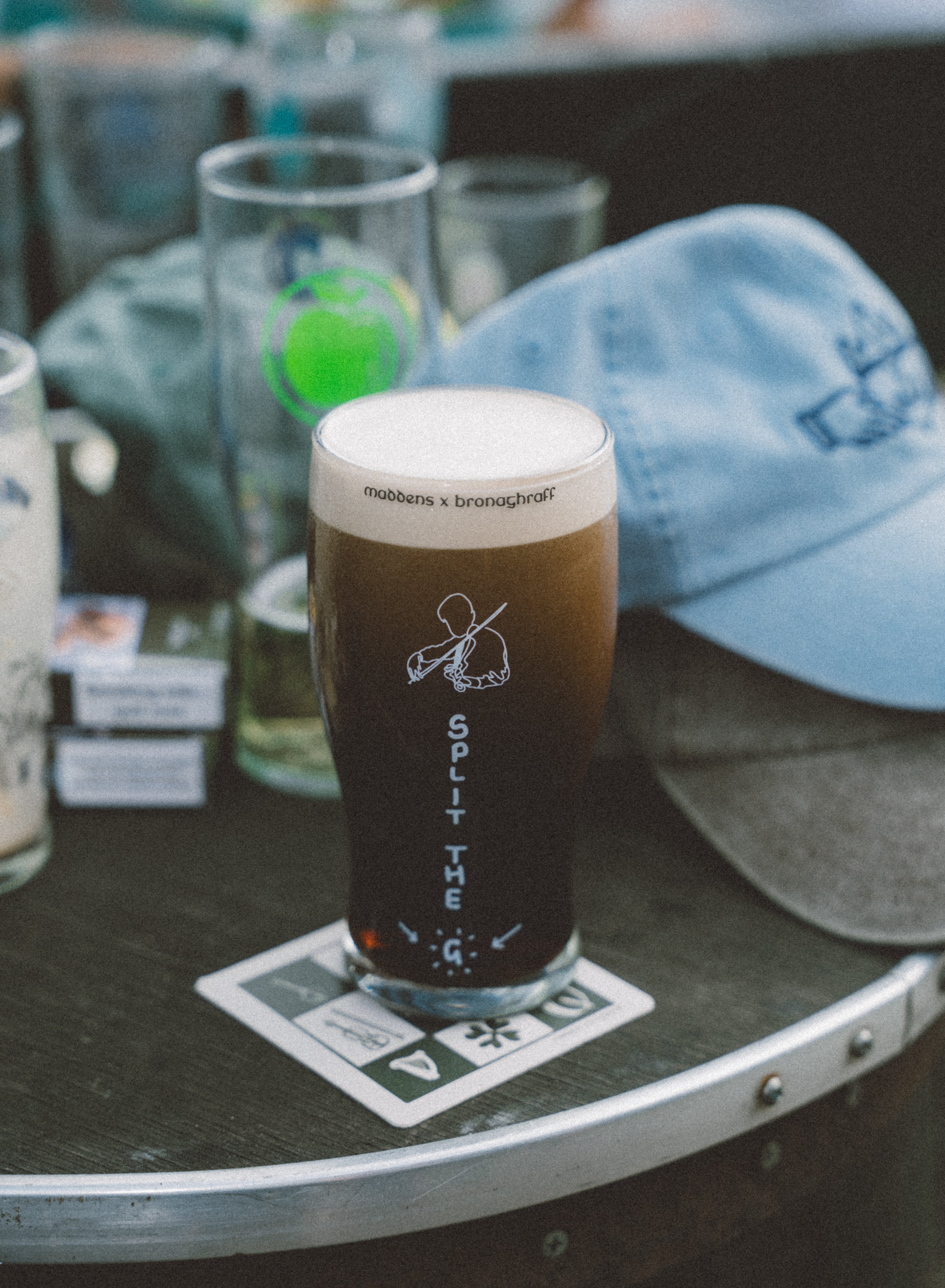 Maddens x Bronaghraff "Split The G" Pint Glass