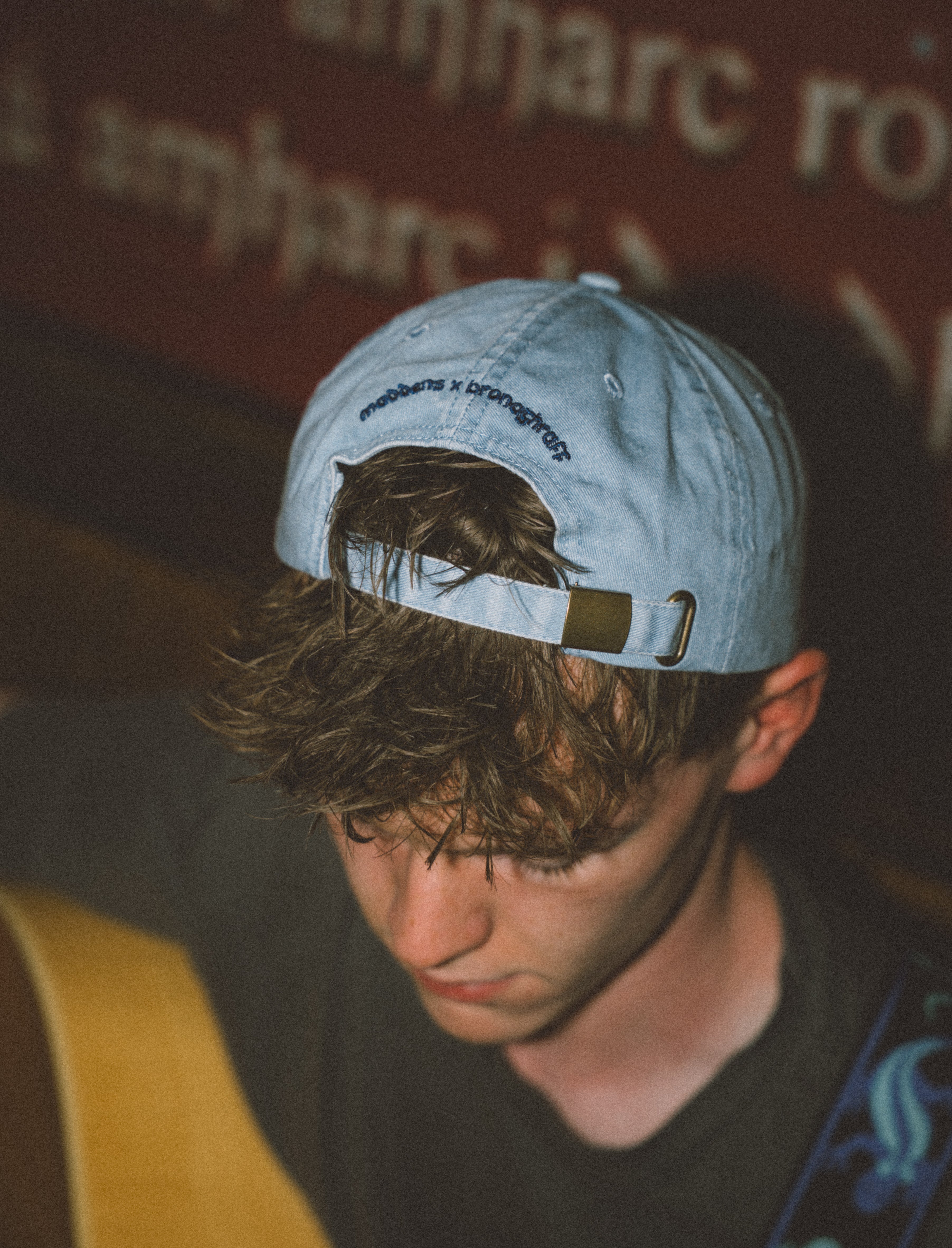 Maddens x Bronaghraff Claddagh Grá Cap